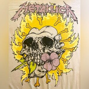 American Eagle Outfitters Oversized Graphic Metallica T-shirt